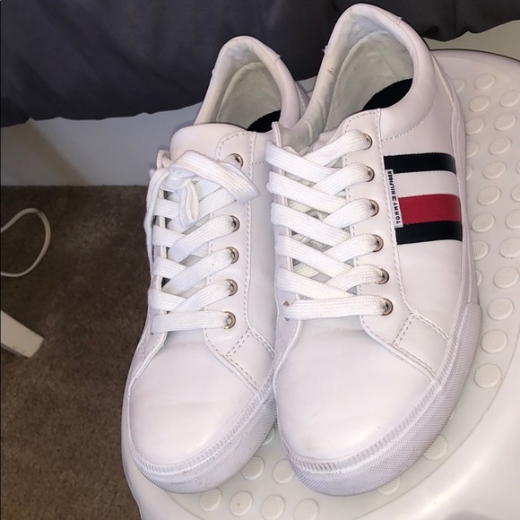 Tommy Hilfiger Shoes - tommy hilfiger white sneakers !